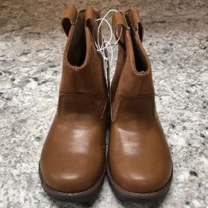 Cat & Jack tan boots. NWT. Cowboy style.